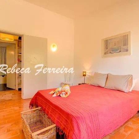 Caramu - Rustic 3 Bedroom With Private Pool And Great Seaviews *