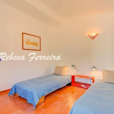 Caramu - Rustic 3 Bedroom With Private Pool And Great Seaviews Vila