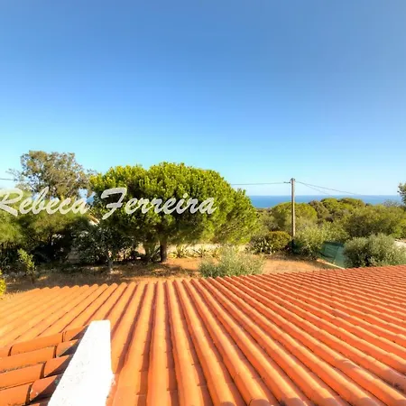 Caramu - Rustic 3 Bedroom With Private Pool And Great Seaviews